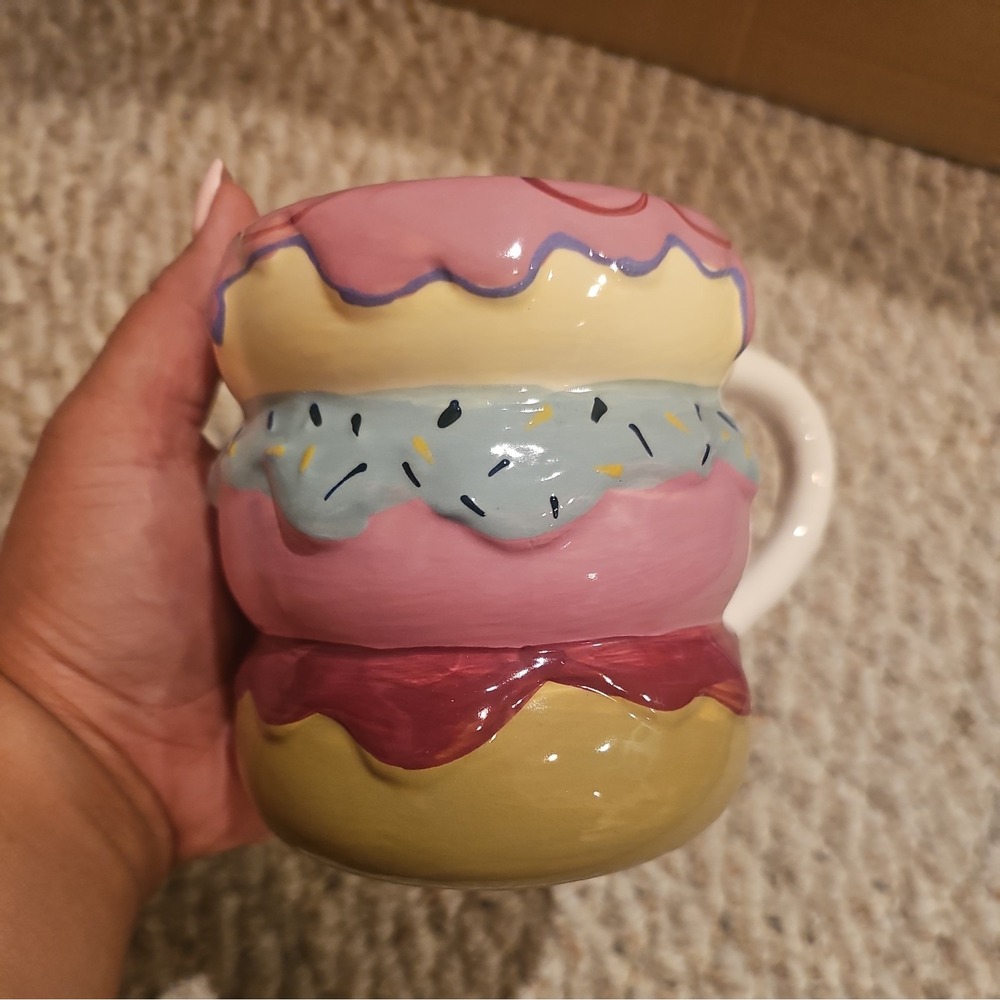 Donut Mug Set – Adorable Room Essentials Ceramic‎ Mugs! 🍩☕ set of 2